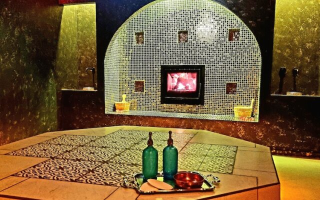 PJURE Boutique Hotel & SPA