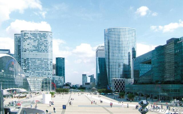 Séjours & Affaires Courbevoie Grande Arche