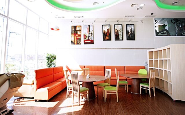 Apple Tree Hotel Gunsan