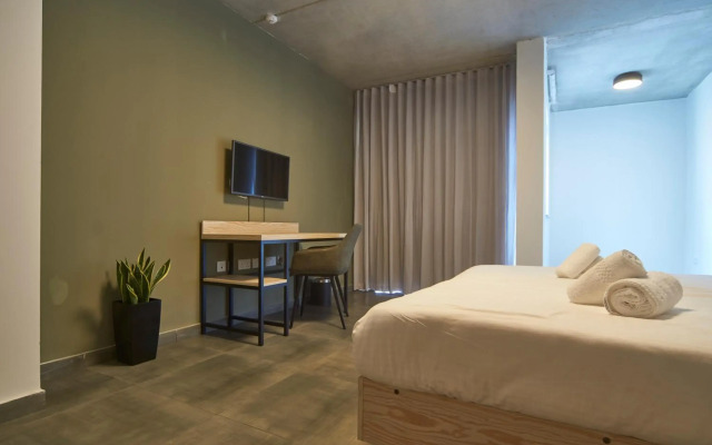 Mr. Todd Hotel