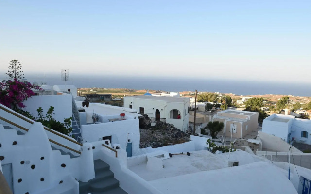 Manias Fira Residences