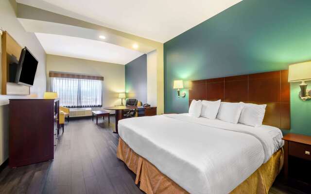 La Quinta Inn & Suites by Wyndham Longview North