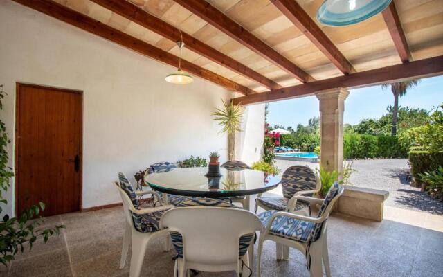 4 Bedroom Traditional Villa, Private Pool, Near Pollensa