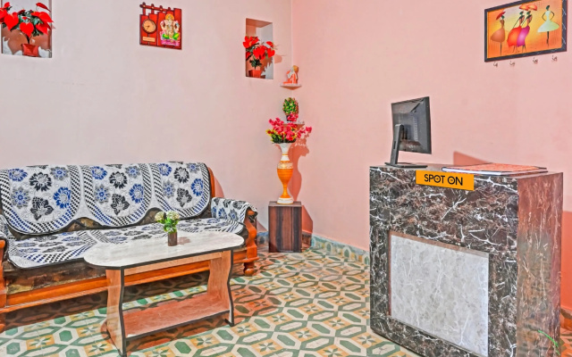 Hotel O Maa Narmada