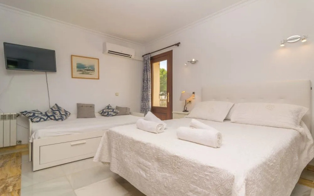 CHILLLIFE - Hotel in Alcúdia - Photo 3