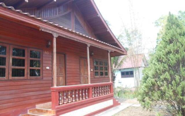 Three Sisters Resort