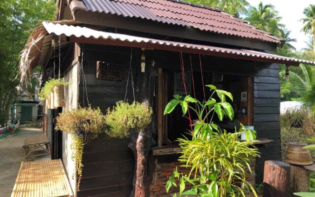 Baan Loylom Farmstay