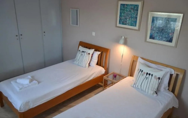 Peaceful house Loutraki village