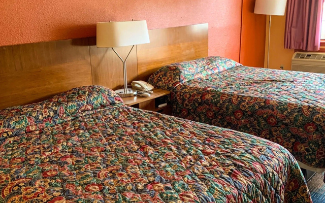 Luxury Inn & Suites Forrest City