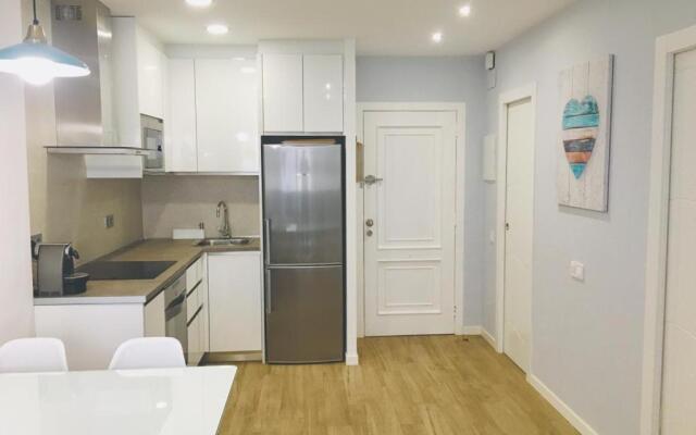 Apartamento a 50 mts playa con piscina en Blanes muy céntrico y acogedor.