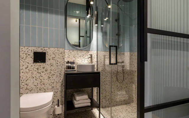 Romantic Getaway With Garden