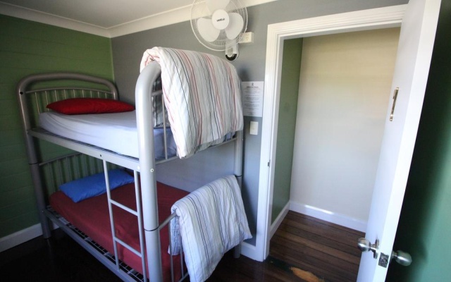 Port Macquarie Backpackers – Guest Rooms – Port Macquarie