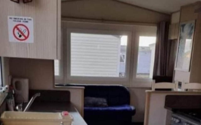 Lovely Multiple dog Friendly Caravan Rhyl