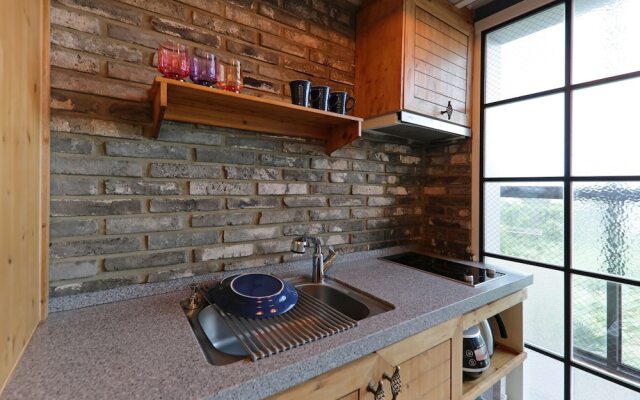 Daylight Lagomar Pension