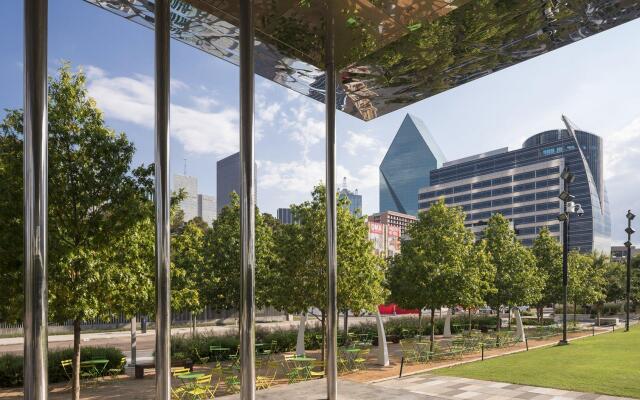 The Ritz-Carlton, Dallas