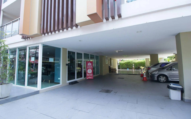 The Aim Sathorn Hotel