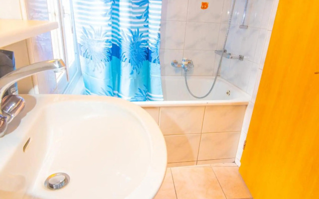 Sunny Day Holiday Apartment