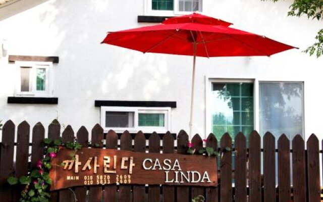 Casa Linda Pension-Acommodation