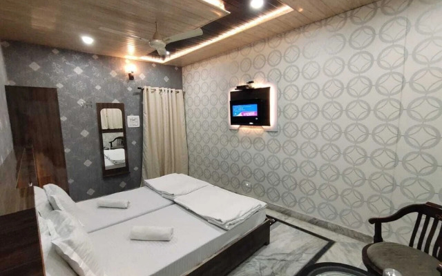 Hotel Shivratri Guest House