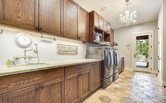 The Above Luxury Ranch Estate