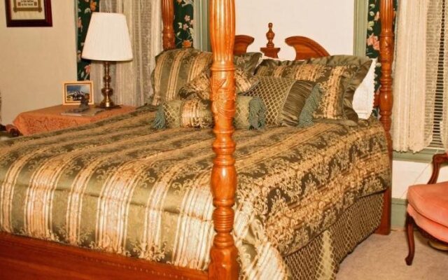 Meadows Inn Bed & Breakfast