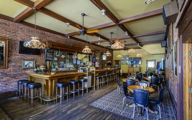 The Jack London Lodge