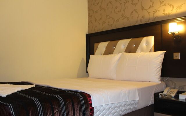 Prime Hotel By Gemstones