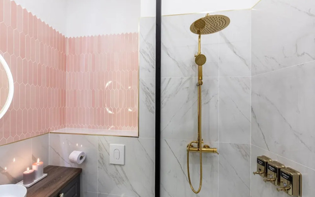 Old Town Luxury Suites