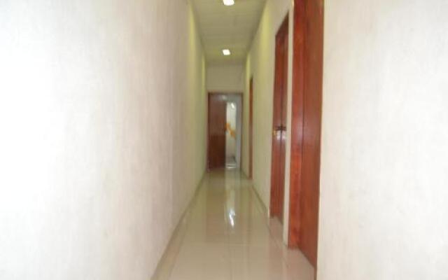 Batu Maung Sempoi Inn And Cafe