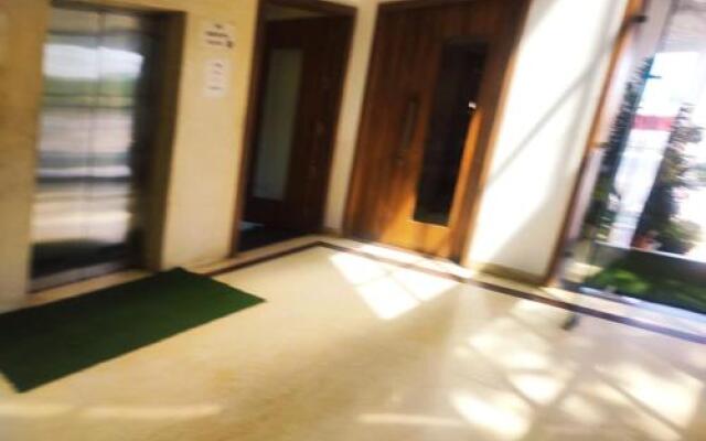 Hotel Manasi Royal