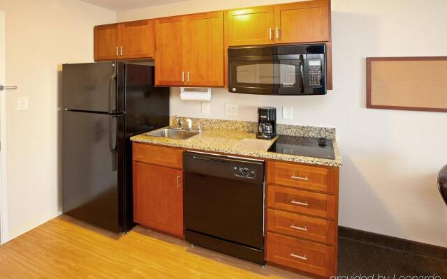 Candlewood Suites Lexington by IHG