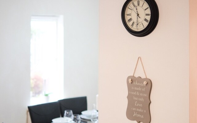 The Cambrian Apartment - Wrexham