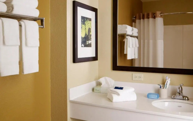 Sonesta Simply Suites Memphis