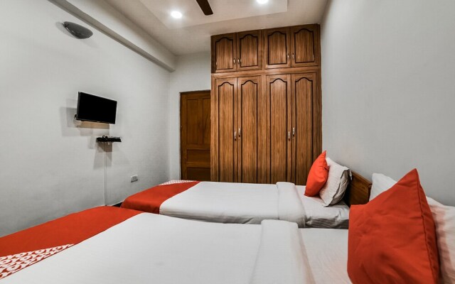 OYO 13498 Infinity Service Apartments