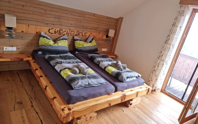 Mountain chalet 'Holzknechthütte' in Gröbming with sauna