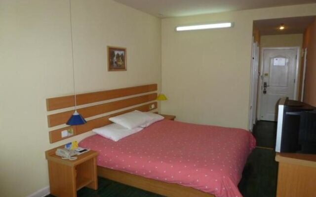 Home Inn - Haiyang Road