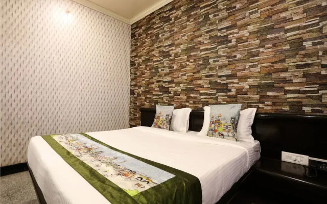 OYO 10348 Hotel Ashoka Regency