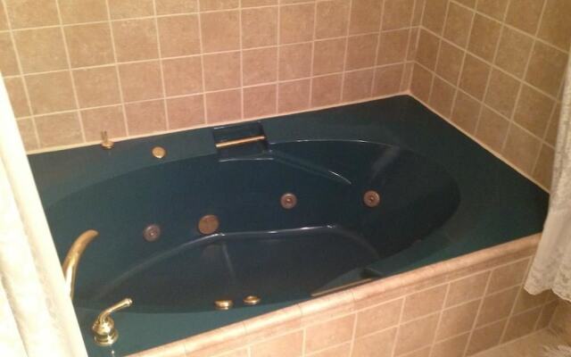 Buffalo Bill's Antlers Inn