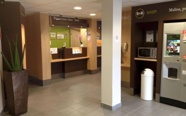 B&B HOTEL Reims Centre Gare