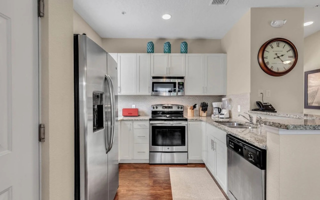 Lucaya Village 2903 Bld 15-101