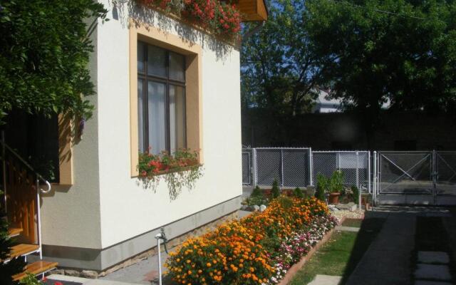 Napfény Apartmanház