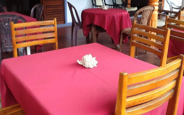 Catamaran Beach Home and Restaurant