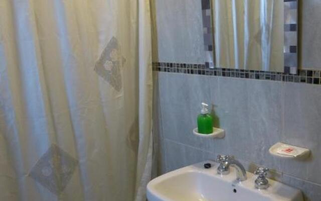 Balcones De La Riviera