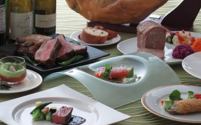 Hotel White Inn Kitashiga