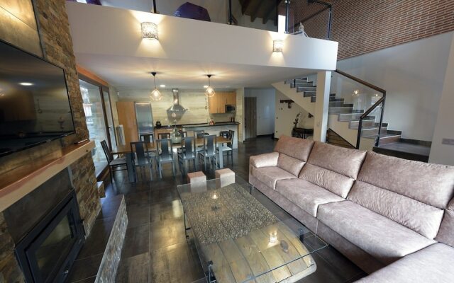 Casa Rural La Puerta Del Río Lobos