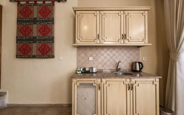 The Olive Tree Studios - Adults Only