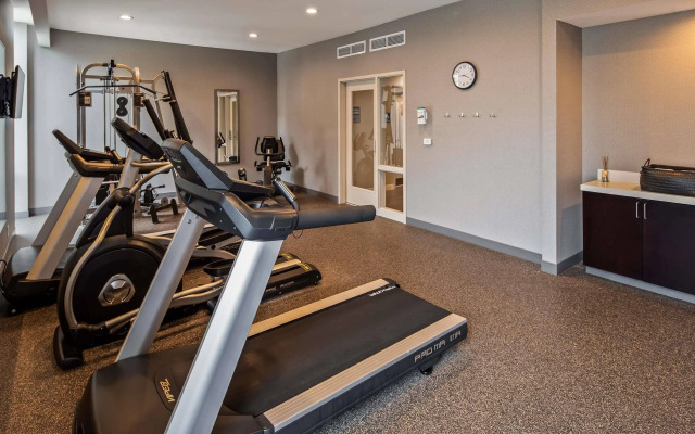 La Quinta Inn & Suites by Wyndham Tulsa Downtown/Route 66