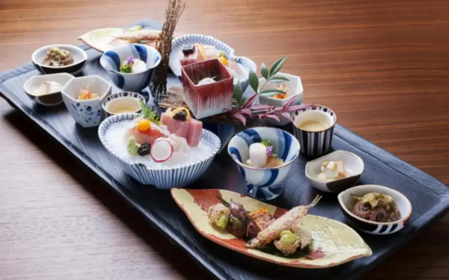 Atami SEKAIE