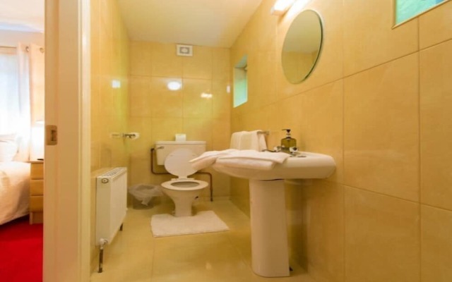 Aisleigh Guest House