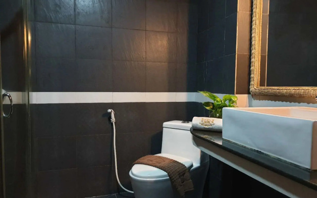 Aristocrat Residence & Hotel